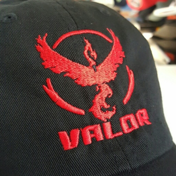 Team Valor hat - Picture 2 of 3